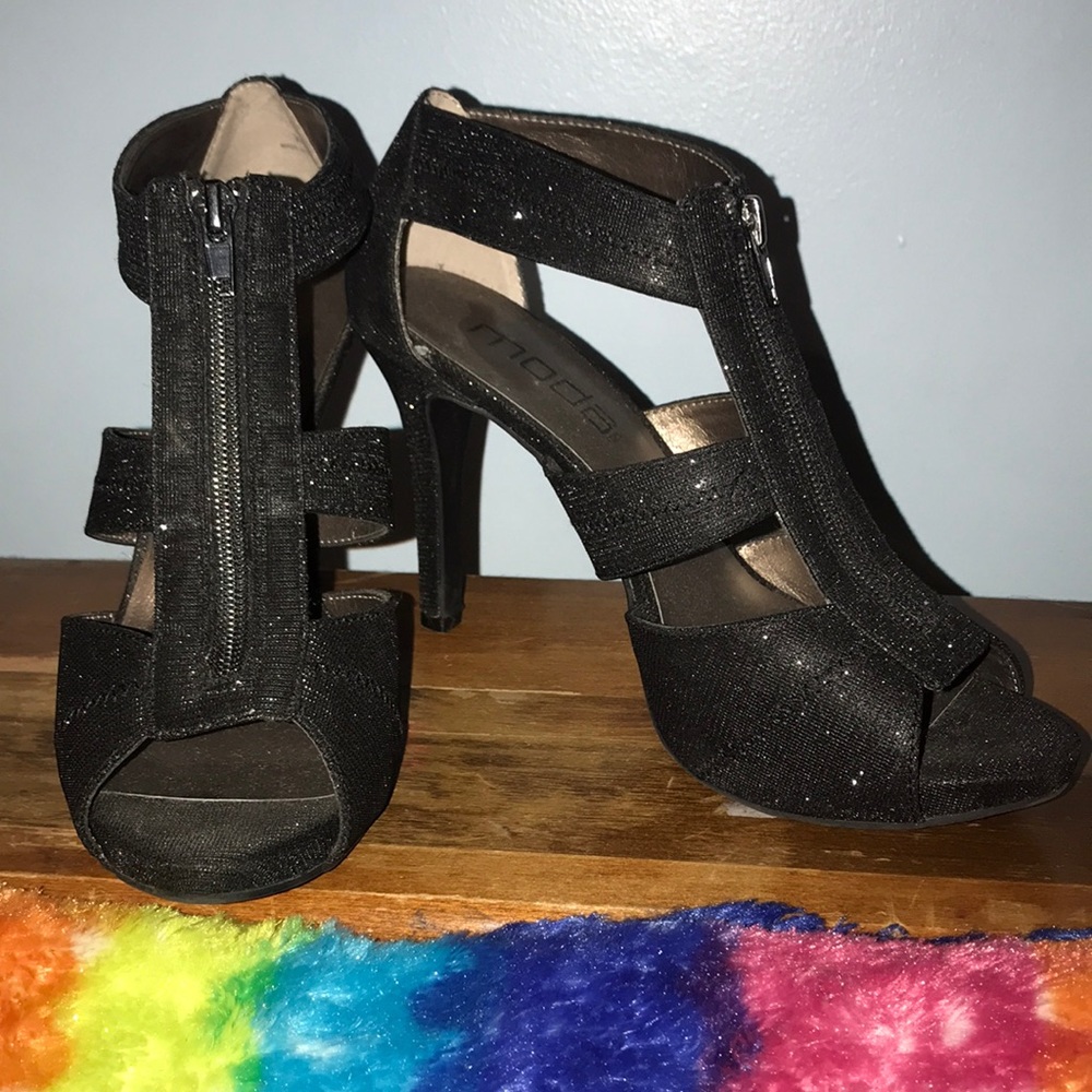 MODA Heels